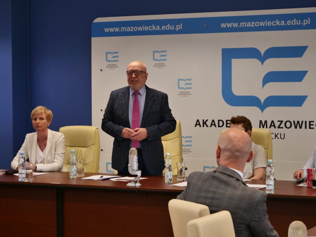 Sympozjum na temat NORDEN: Historia, Współczesność, Sąsiedzi w Akademii Mazowieckiej w Płocku