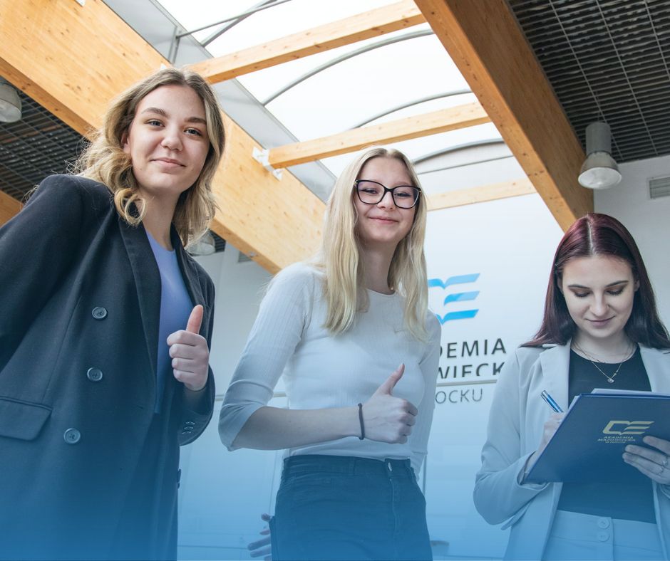 Studentki Akademii Mazowieckiej w Płocku