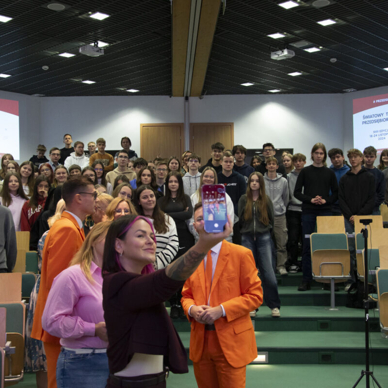 Prelekcje dla uczniów szkół średnich z Płocka podczas obchodów Światowego Tygodnia Przedsiębiorczości w Akademii Mazowieckiej w Płocku