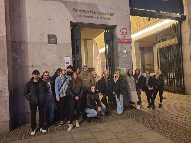 Studenci Akademii Mazowieckiej w Płocku w Centrum Pieniądza NBP