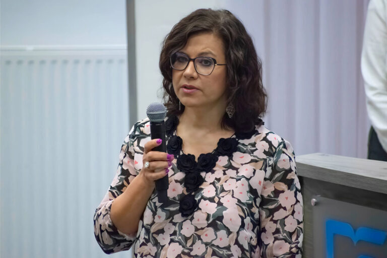 Doktor Agnieszka Rumianowska Dziekan Wydziału otwierająca konferencję