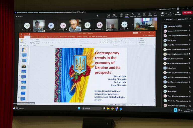 Prezentacja multimedialna na telebimie
